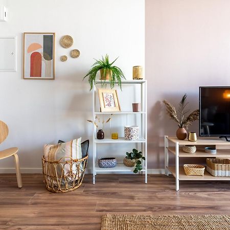 Arion 1-Bedroom Apartment In Larnaca Esterno foto